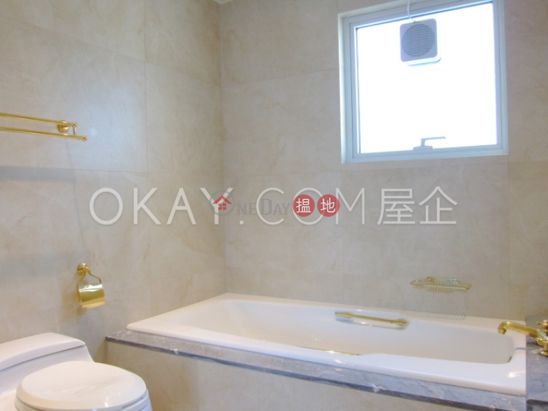 HK$ 90,000/ month | Bluewater, Southern District | Exquisite 4 bedroom on high floor with sea views | Rental