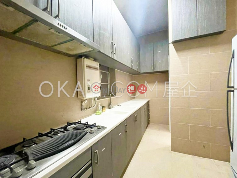 3房2廁,實用率高,可養寵物,連車位《羅便臣花園大廈出售單位》|羅便臣花園大廈(Robinson Garden Apartments)出售樓盤 (OKAY-S286800)