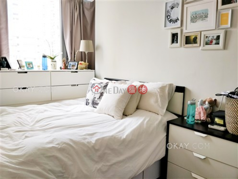Elegant 2 bedroom with balcony | Rental 1 Wo Fung Street | Western District | Hong Kong Rental | HK$ 31,000/ month