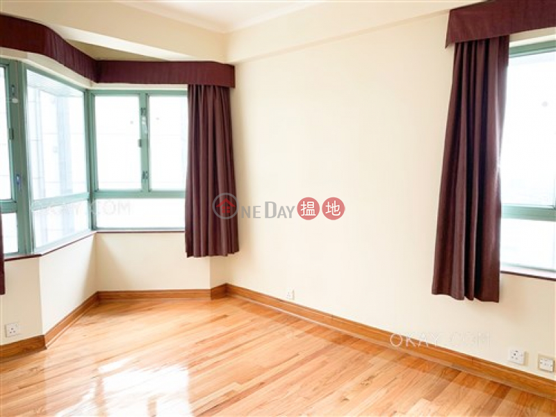 HK$ 38,000/ month, Goldwin Heights | Western District | Tasteful 3 bedroom on high floor | Rental
