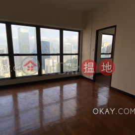 Luxurious 4 bedroom with parking | Rental