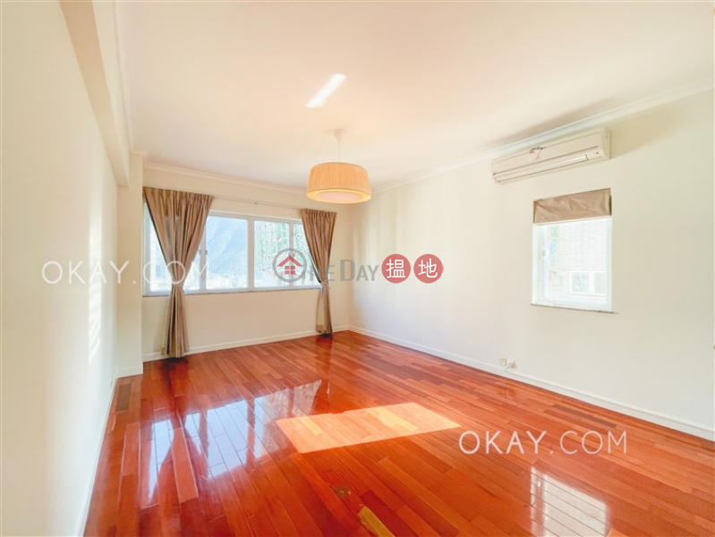 Efficient 3 bedroom with balcony & parking | For Sale | Repulse Bay Garden 淺水灣麗景園 Sales Listings