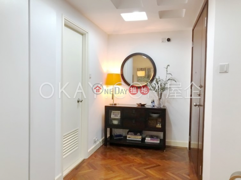 Efficient 3 bedroom with balcony & parking | Rental | Highview Terrace 高景臺 Rental Listings