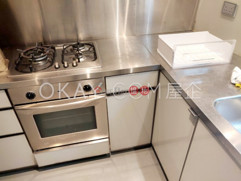 HK$ 65,000/ month Kam Fai Mansion | Central District | Exquisite 2 bedroom with rooftop, balcony | Rental