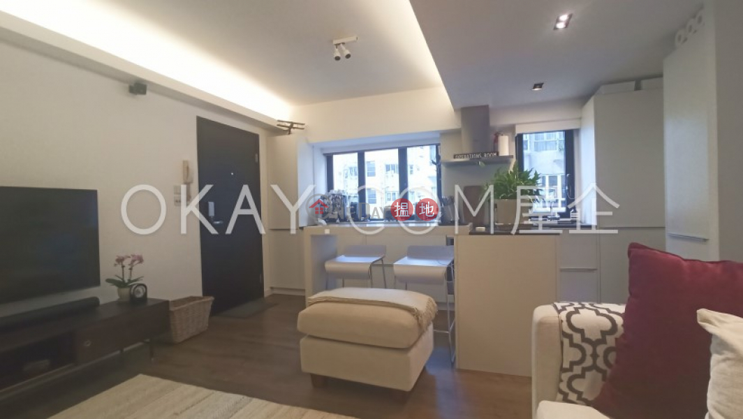 HK$ 29,000/ month Losion Villa | Western District Nicely kept 1 bedroom on high floor | Rental