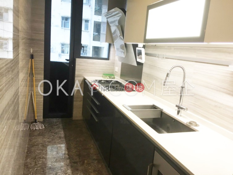 Exquisite 3 bedroom with sea views & balcony | Rental | Upton 維港峰 Rental Listings