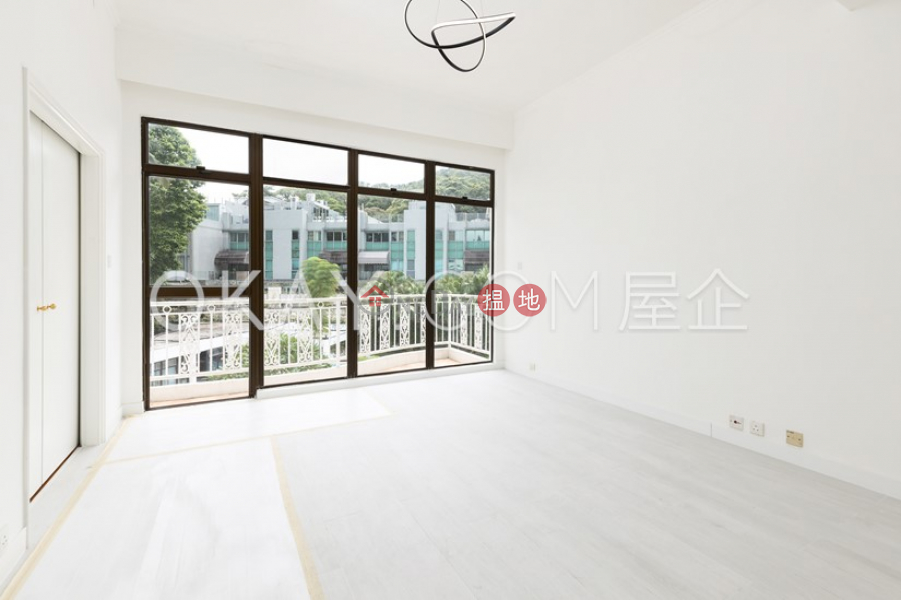 Nicely kept house with parking | For Sale | Hong Hay Villa 康曦花園 Sales Listings