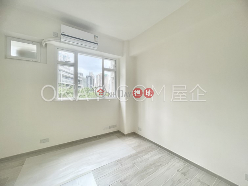 HK$ 55,000/ month, Waiga Mansion Wan Chai District Gorgeous 3 bedroom with balcony & parking | Rental