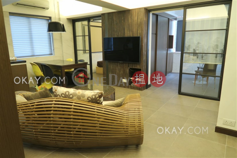 Tasteful 2 bedroom in Wan Chai | For Sale | Tung Shing Building 東成樓 _0