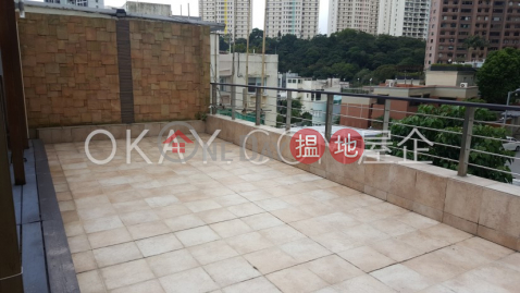 Luxurious 2 bedroom with rooftop & parking | For Sale | Minton Court 明頓別墅 _0