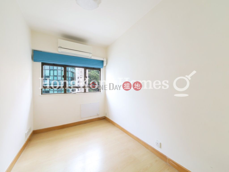 Property Search Hong Kong | OneDay | Residential, Sales Listings | 3 Bedroom Family Unit at Friendship Court | For Sale