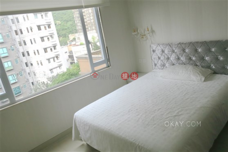 Charming 2 bedroom with parking | For Sale | Jolly Garden 愉園 Sales Listings