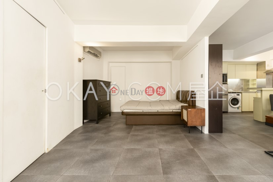 Property Search Hong Kong | OneDay | Residential Sales Listings | Lovely 1 bedroom on high floor | For Sale