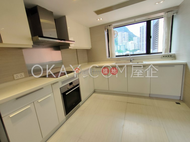 HK$ 108,000/ month, The Albany Central District, Rare 3 bedroom with balcony & parking | Rental