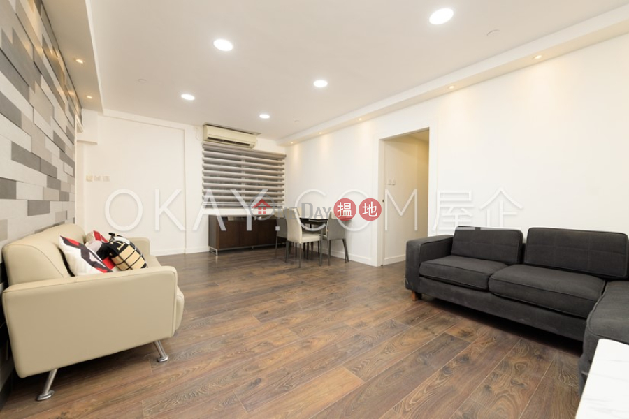 Popular 2 bedroom in Mid-levels West | Rental | Caineway Mansion 堅威大廈 Rental Listings