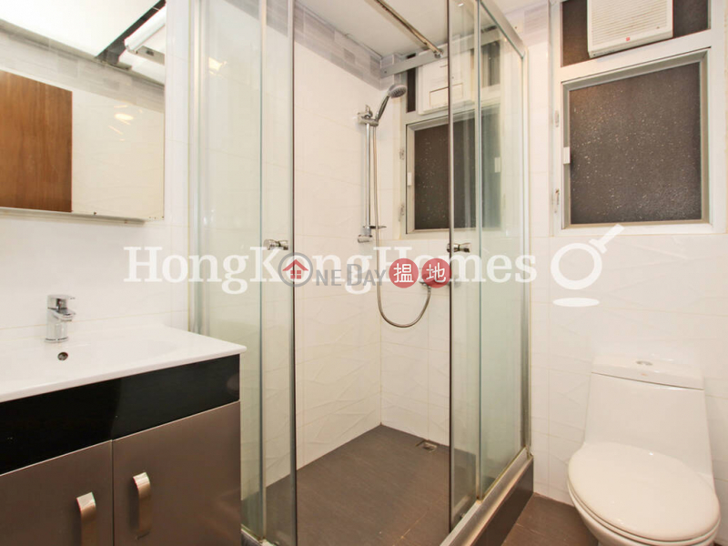 3 Bedroom Family Unit for Rent at Cheong Ip Building, 344-354A Hennessy Road | Wan Chai District | Hong Kong, Rental HK$ 23,000/ month