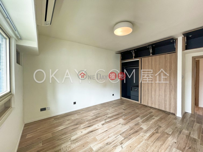 HK$ 93,000/ month, St. Joan Court, Central District | Lovely 3 bedroom on high floor with balcony | Rental