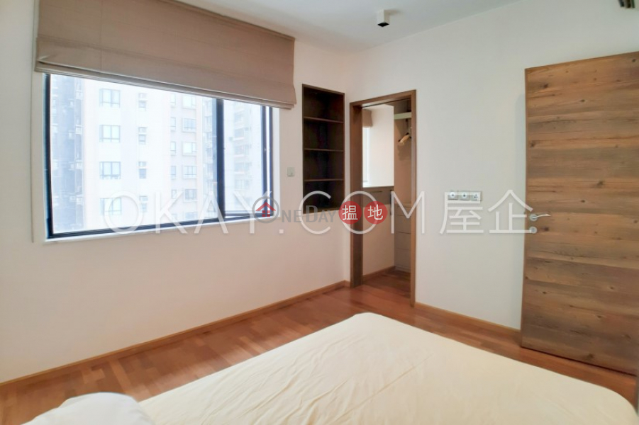 Lovely 1 bedroom on high floor with rooftop | For Sale | Caine Building 廣堅大廈 Sales Listings