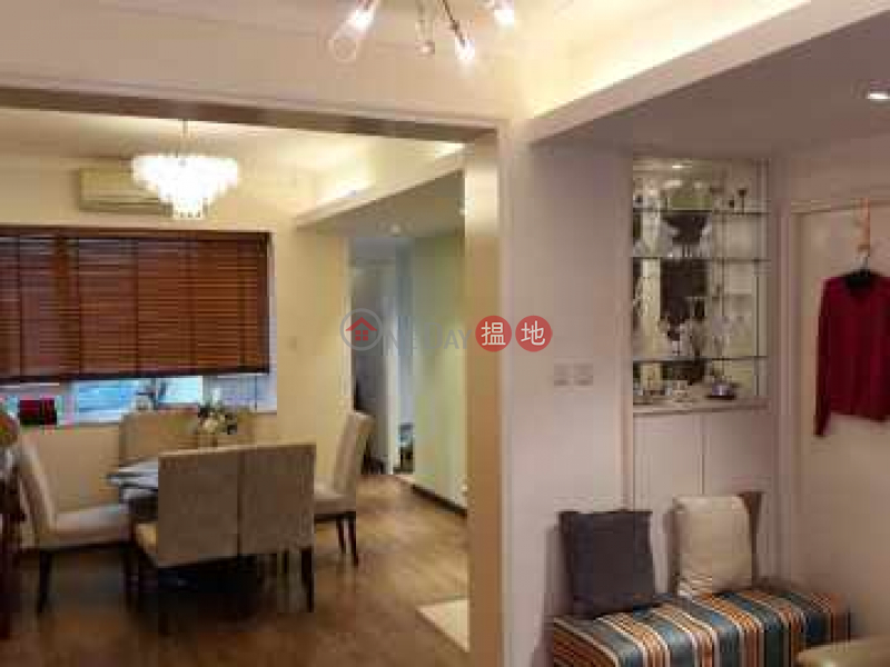 Mid level fully furnished 2 br apartment 699 sq ft, 10 Castle Lane | Western District | Hong Kong Rental, HK$ 28,000/ month