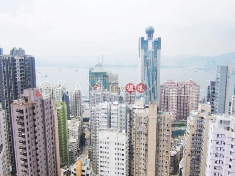 2房2廁,實用率高,極高層,星級會所高士台出租單位23興漢道 | 西區-香港出租HK$ 49,800/ 月