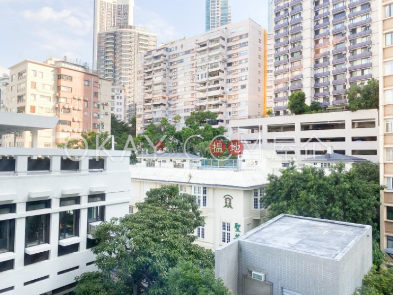 Elegant 2 bedroom with balcony | Rental, The Royal Court 帝景閣 Rental Listings | Central District (OKAY-R18661)