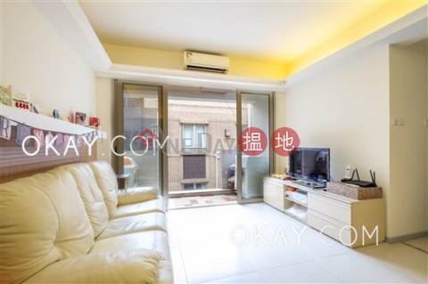 Unique 2 bedroom on high floor with balcony | For Sale | Sea Breeze Court 惠風閣 _0