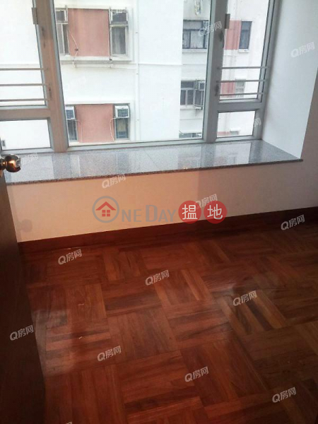HK$ 9M, Scenic Horizon, Eastern District | Scenic Horizon | 3 bedroom Mid Floor Flat for Sale