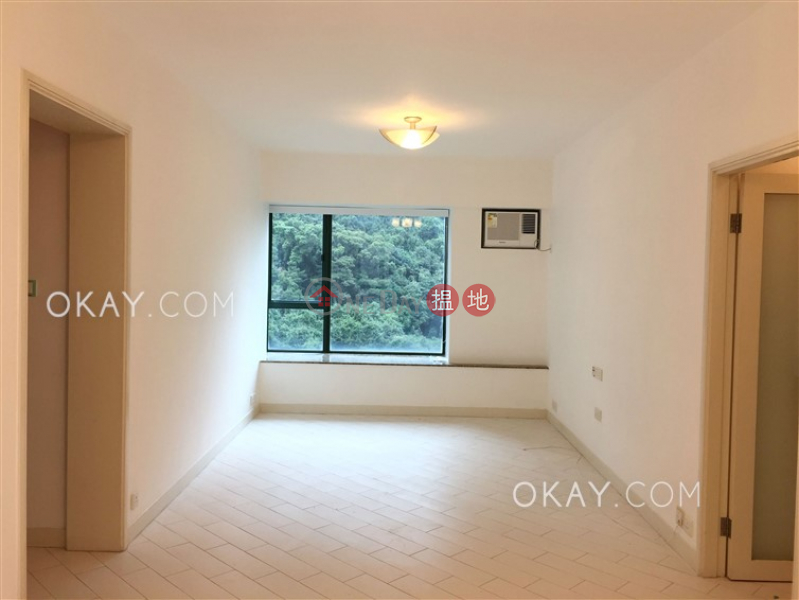 Lovely 2 bedroom in Mid-levels Central | Rental | Hillsborough Court 曉峰閣 Rental Listings