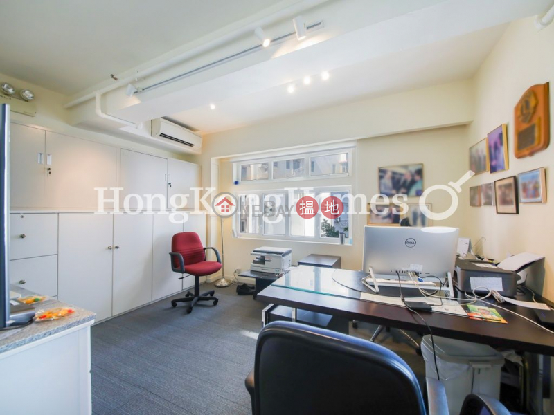 HK$ 16.5M | GLENEALY TOWER, Central District, 2 Bedroom Unit at GLENEALY TOWER | For Sale