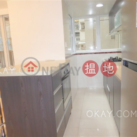 Unique 3 bedroom in Mid-levels West | For Sale | Floral Tower 福熙苑 _0