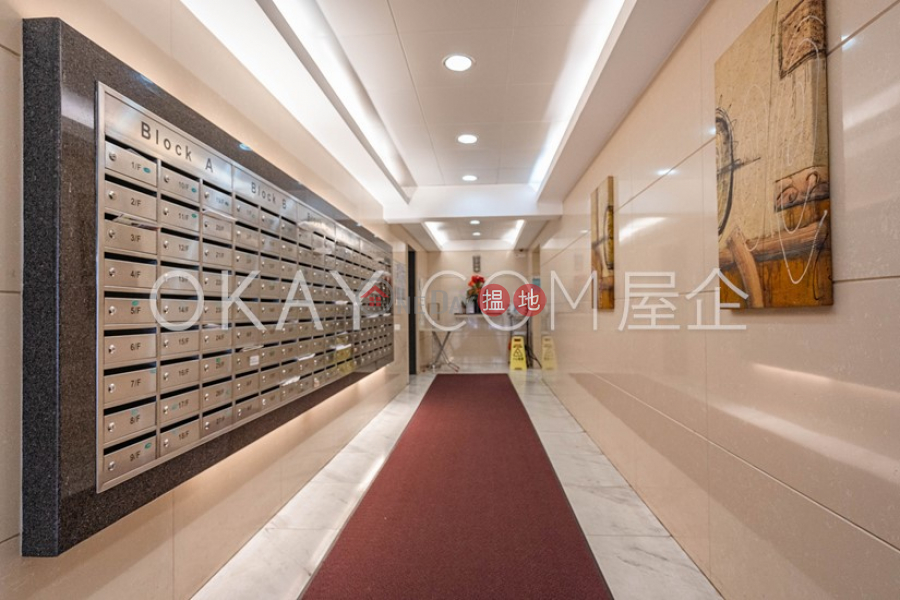 Popular 2 bedroom in Mid-levels West | For Sale | 119-125 Caine Road | Central District Hong Kong | Sales, HK$ 19.5M