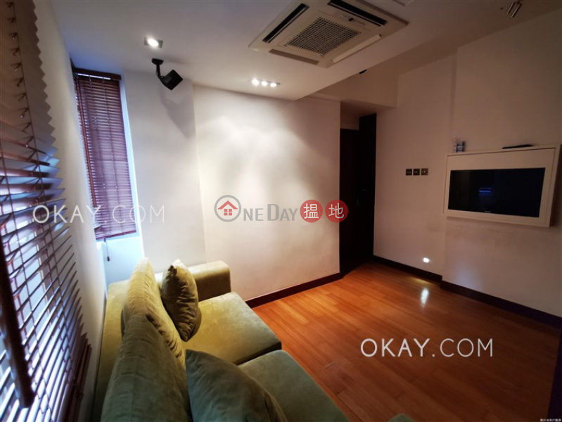 Property Search Hong Kong | OneDay | Residential, Sales Listings | Generous 1 bedroom in Central | For Sale