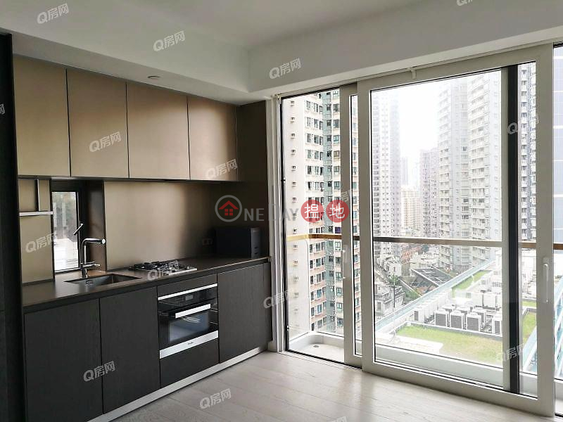 Property Search Hong Kong | OneDay | Residential | Rental Listings | 28 Aberdeen Street | 1 bedroom Mid Floor Flat for Rent