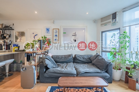 Nicely kept 2 bedroom on high floor with sea views | For Sale | Hollywood Terrace 荷李活華庭 _0