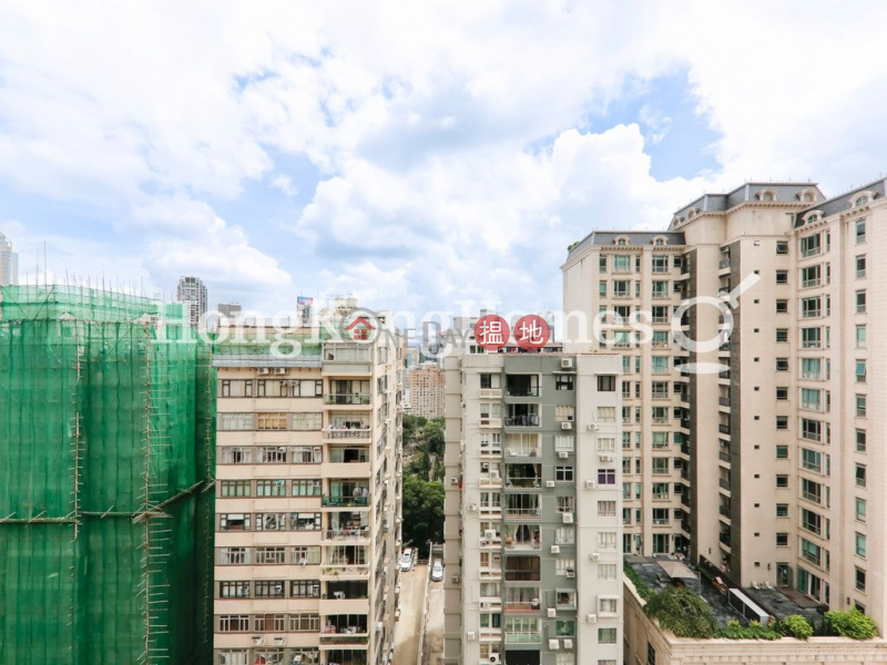 Property Search Hong Kong | OneDay | Residential | Rental Listings | 3 Bedroom Family Unit for Rent at Moon Fair Mansion
