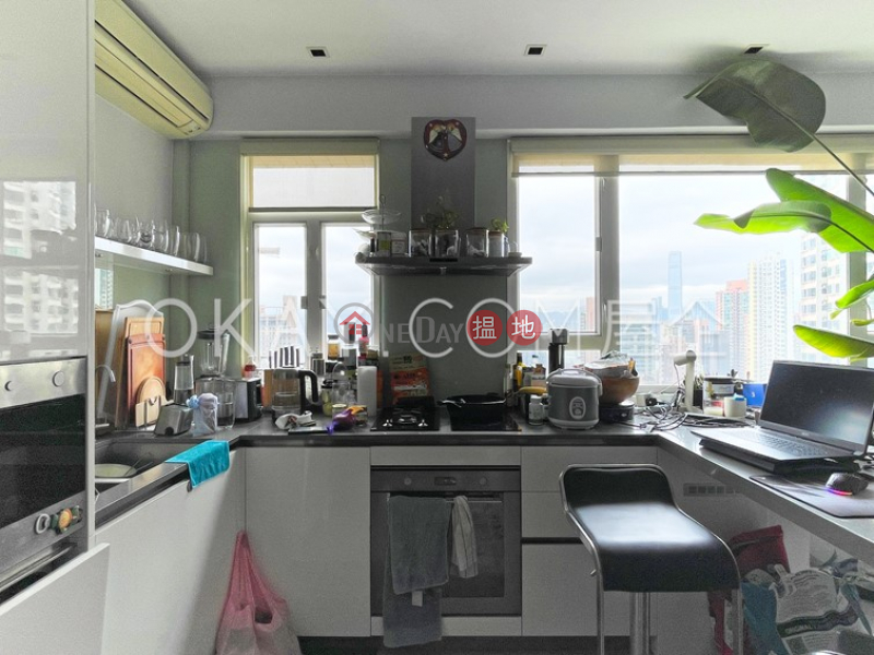 Nicely kept 1 bedroom on high floor with rooftop | Rental | Namning Mansion 南寧大廈 Rental Listings