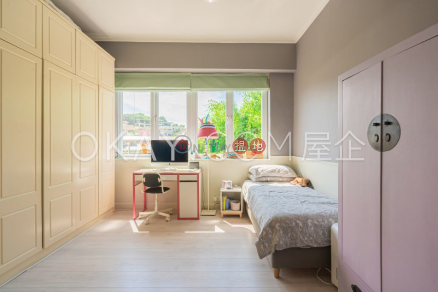 HK$ 32M, Shek O Village Southern District | Rare 4 bedroom with rooftop & terrace | For Sale