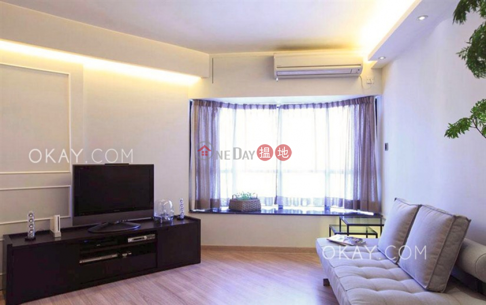 Tasteful 2 bedroom in Tai Hang | For Sale | Illumination Terrace 光明臺 Sales Listings