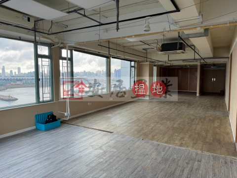 安居工商 何生 Ｌ型大窗 無敵海景 | 海濱工業大廈 Hoi Bun Industrial Building _0