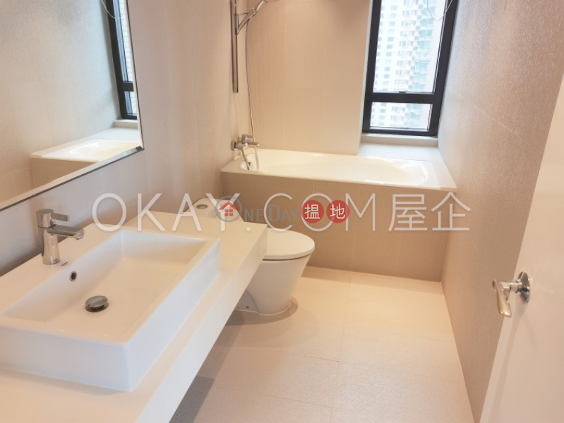 HK$ 124,100/ month | Queen\'s Garden Central District, Rare 3 bedroom on high floor with parking | Rental