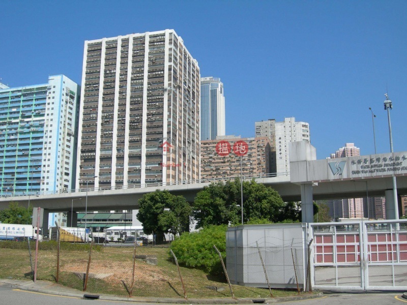 Shield Industrial Centre (順豐工業中心),Tsuen Wan West | ()(2)