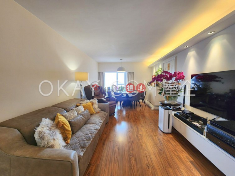 Property Search Hong Kong | OneDay | Residential Sales Listings | Elegant 3 bedroom on high floor with sea views | For Sale
