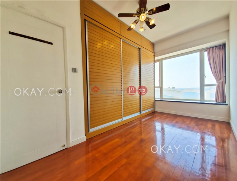 HK$ 34.8M, Aqua Blue House 28 Tuen Mun | Gorgeous house with sea views, rooftop & terrace | For Sale