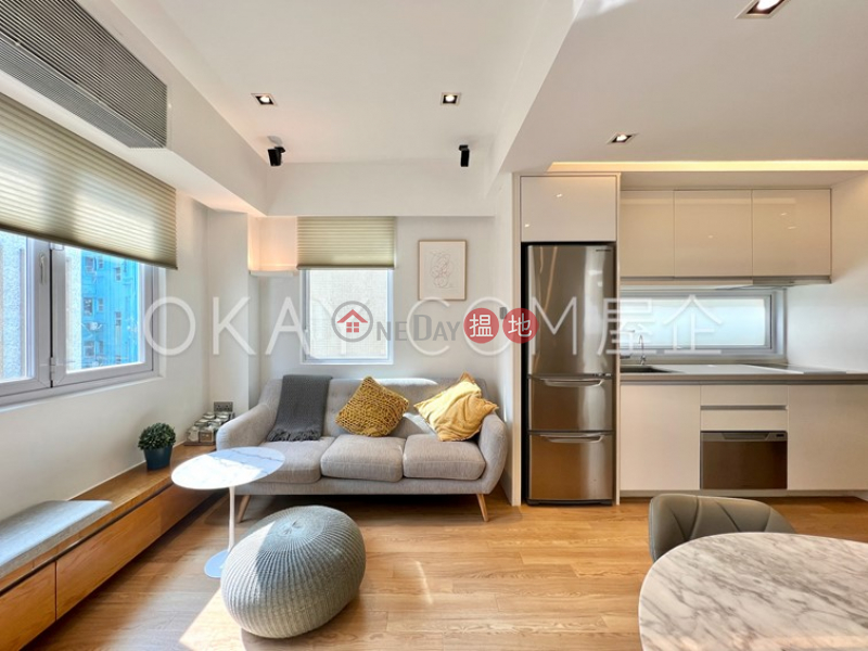 HK$ 43,500/ month, 7-9 Shin Hing Street Central District | Nicely kept 1 bedroom on high floor with rooftop | Rental