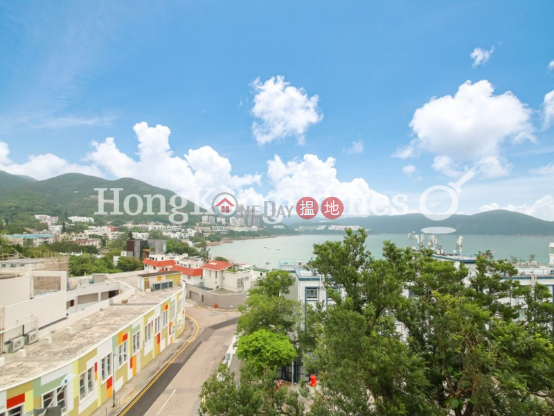 Property Search Hong Kong | OneDay | Residential | Rental Listings | 3 Bedroom Family Unit for Rent at Block 3 Banoo Villa