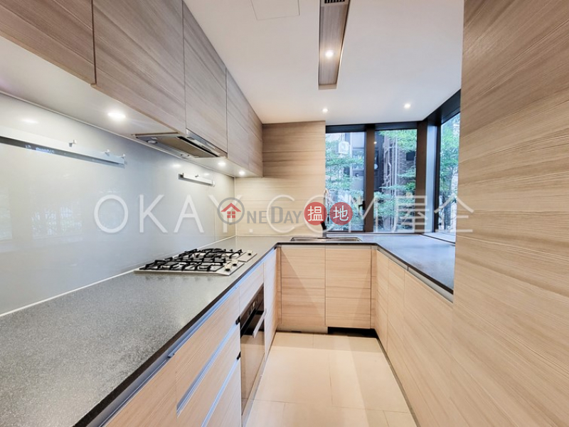 Elegant 3 bedroom with balcony | For Sale 33 Chai Wan Road | Eastern District, Hong Kong | Sales HK$ 14.5M