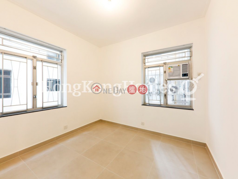 3 Bedroom Family Unit for Rent at Towning Mansion | 50-56 Paterson Street | Wan Chai District | Hong Kong Rental, HK$ 30,000/ month