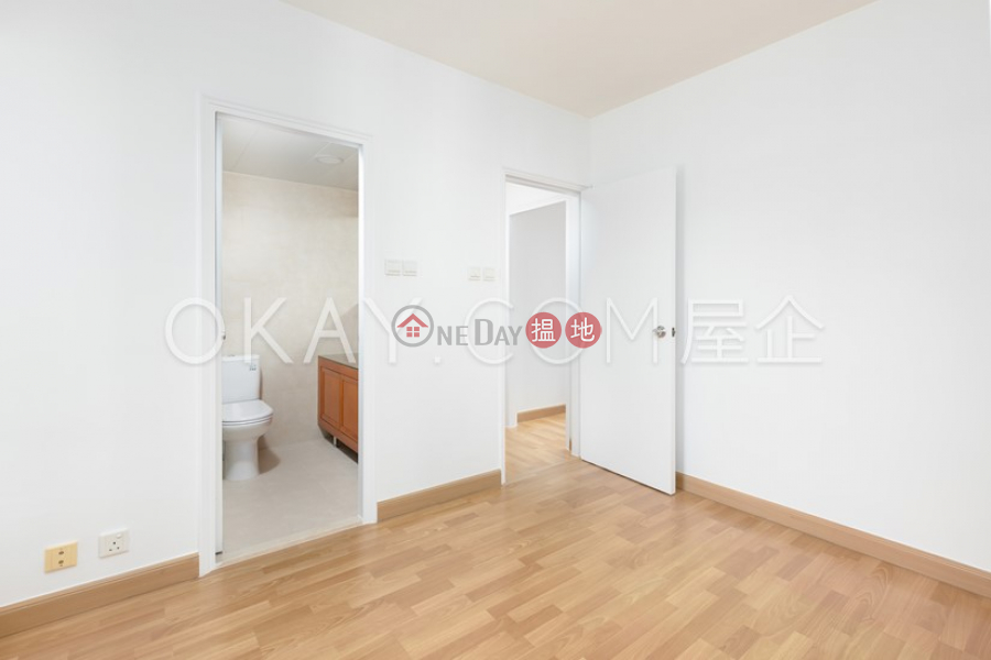 HK$ 36,000/ month, The Grand Panorama | Western District, Popular 3 bedroom in Mid-levels West | Rental