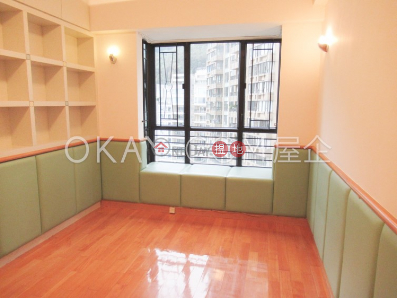 Unique 3 bedroom with balcony & parking | For Sale | Clovelly Court 嘉富麗苑 Sales Listings