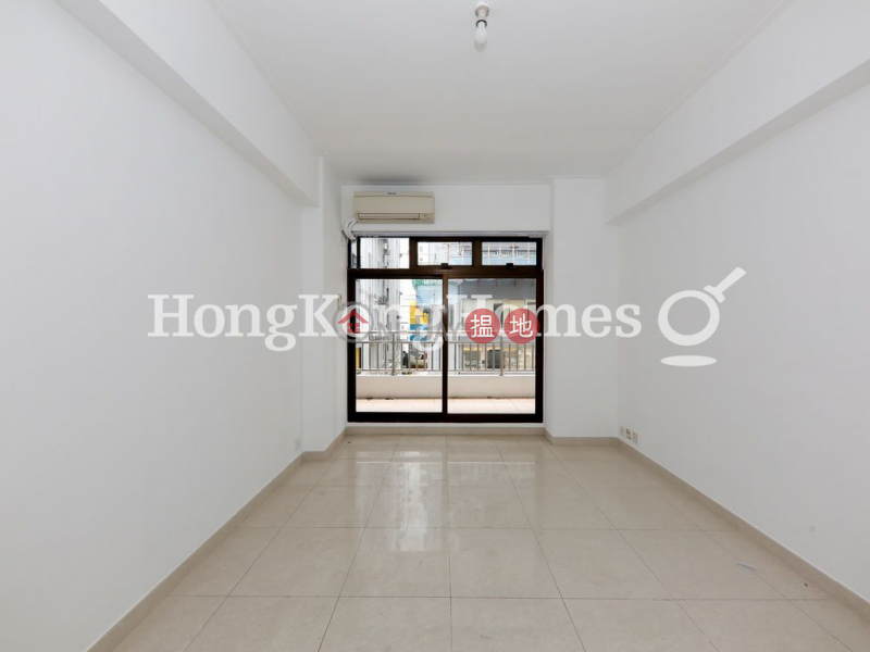 3 Bedroom Family Unit for Rent at Welcome Mansion | Welcome Mansion 華廈大廈 Rental Listings